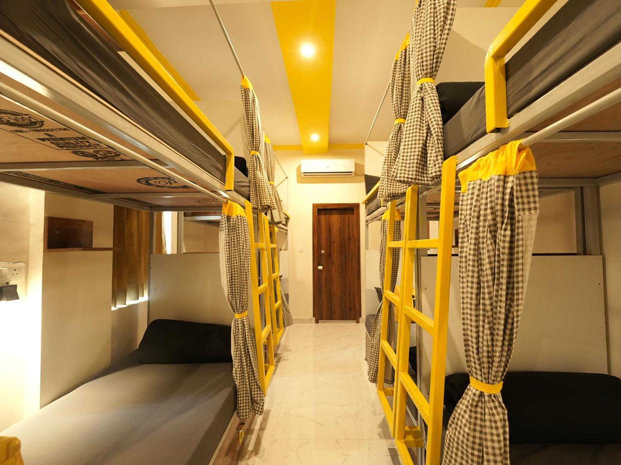 The Hosteller Rishikesh, Upper Tapovan Экстерьер фото